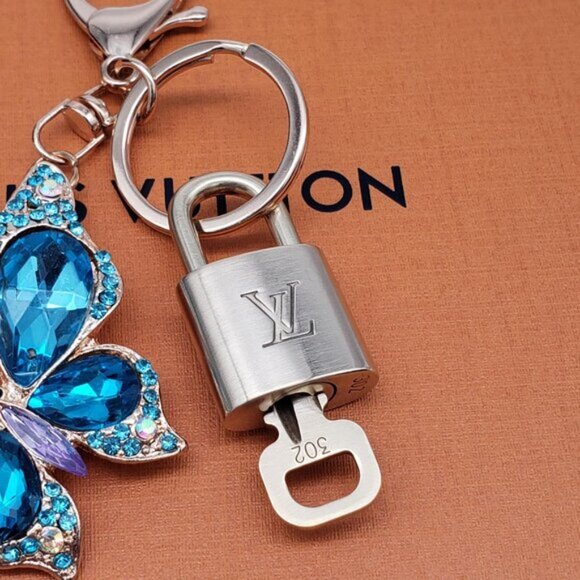 Authentic Louis Vuitton Gold Lock & Box w/ Unbranded Butterfly Bagcharm 120825 - Picture 6 of 8